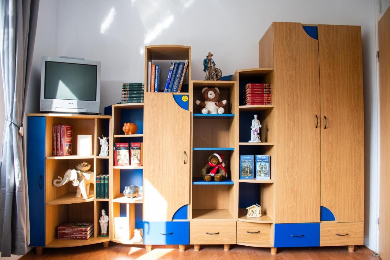 Family-Friendly Apartment Oradea Exteriér fotografie